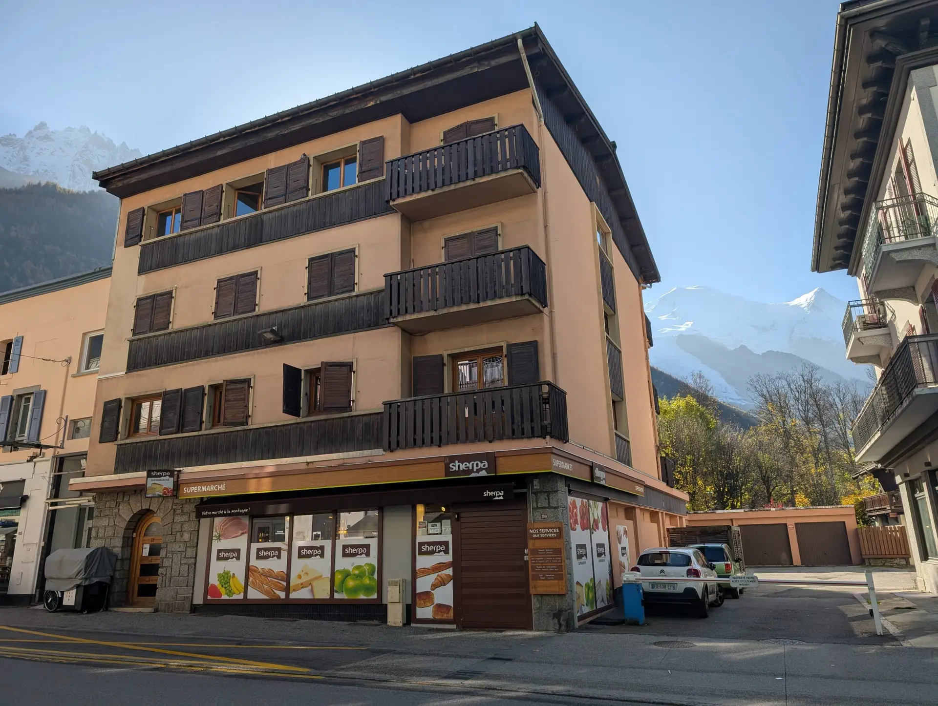 YAMA CHAMONIX - APPARTEMENT VUE EXTÉRIEURE